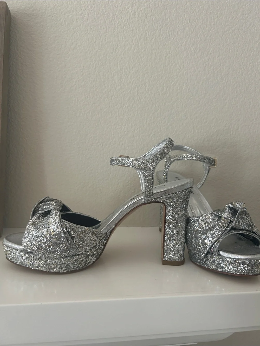 kate spade silver glitter