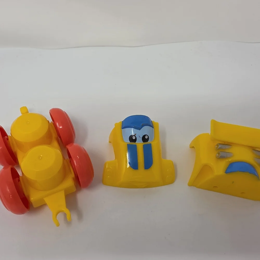 Mega Block Yellow Race Car 3 Pieces Block Toy