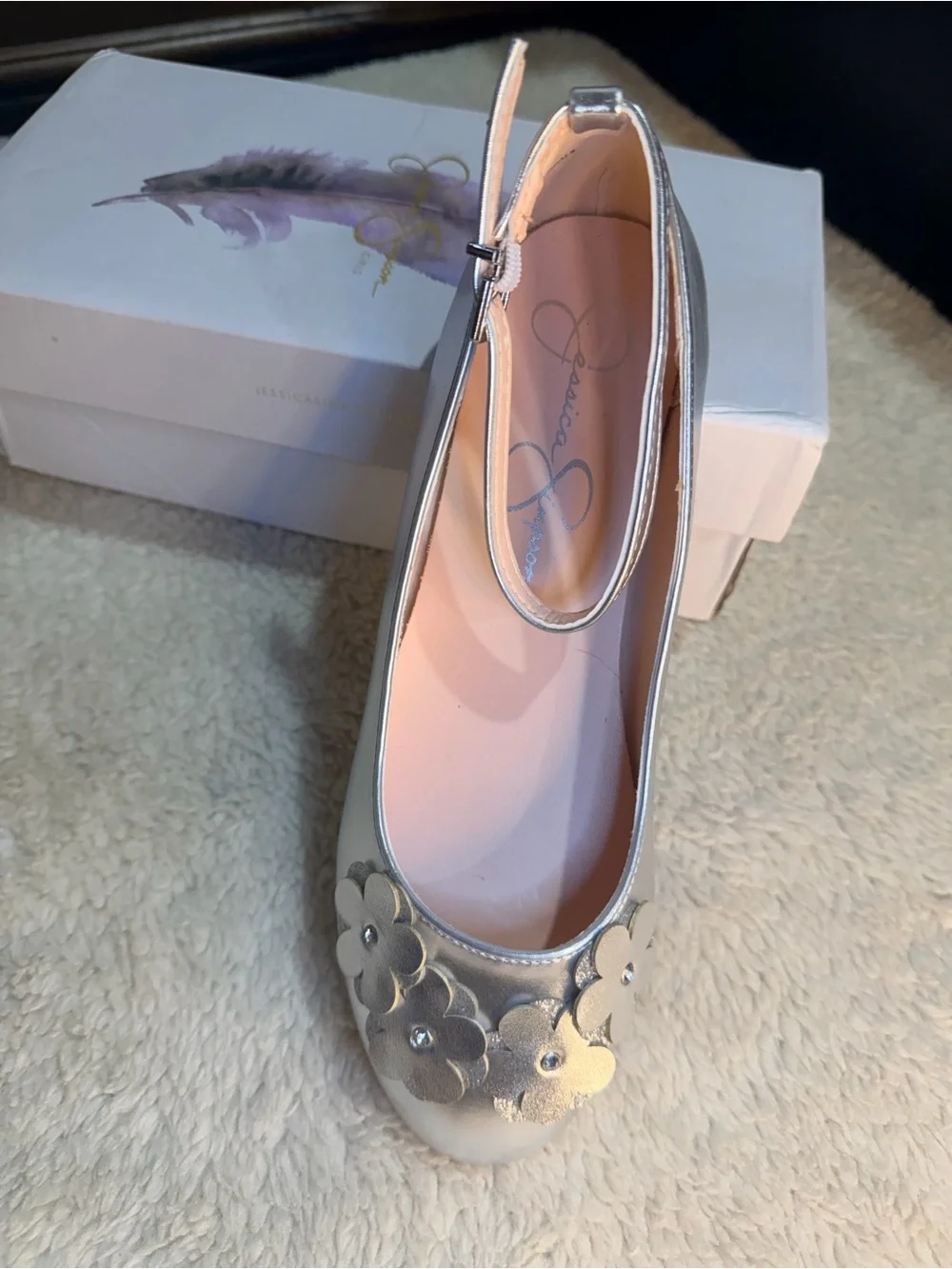 Jessica Simpson jane soft adjustable