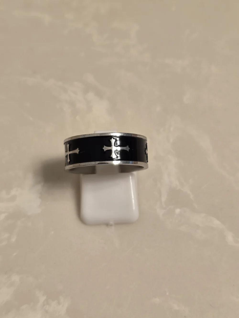 N/A sleek black