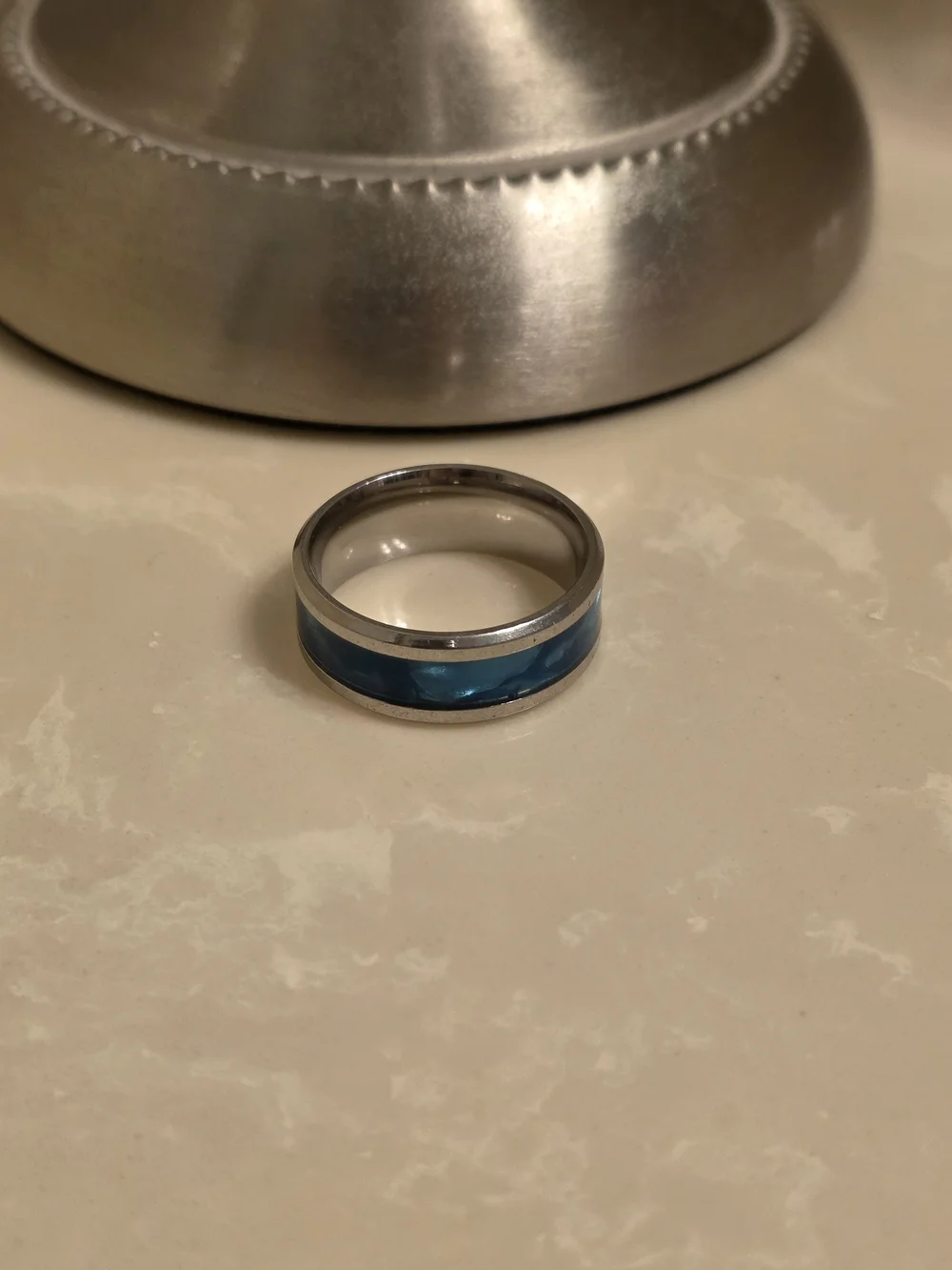 N/A sleek stainless