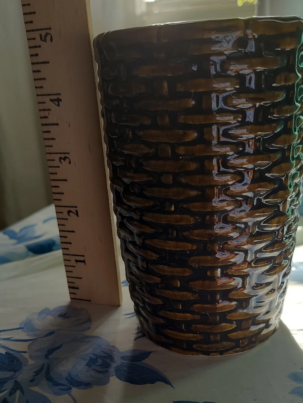 N/A brown textured