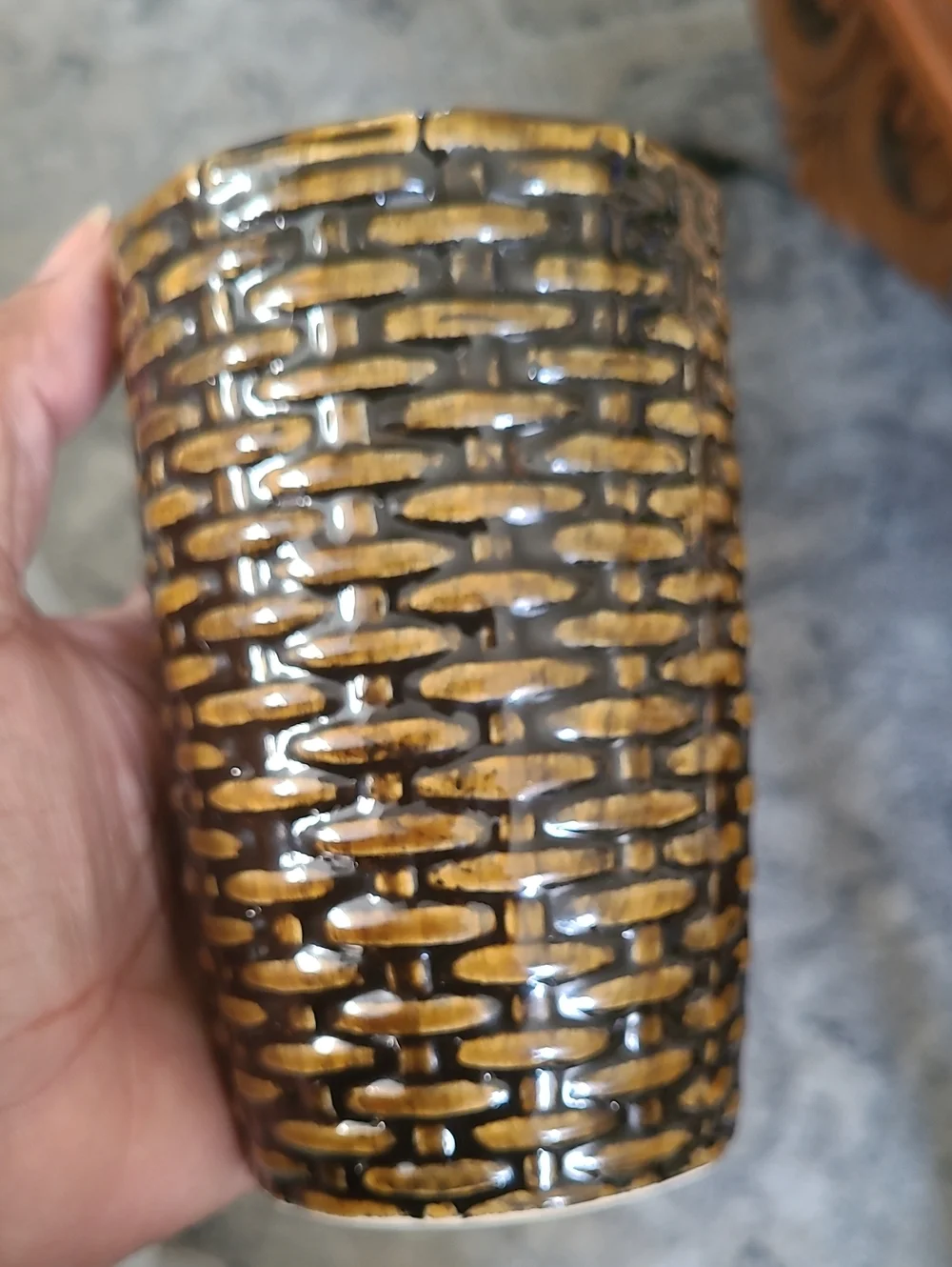 N/A brown textured
