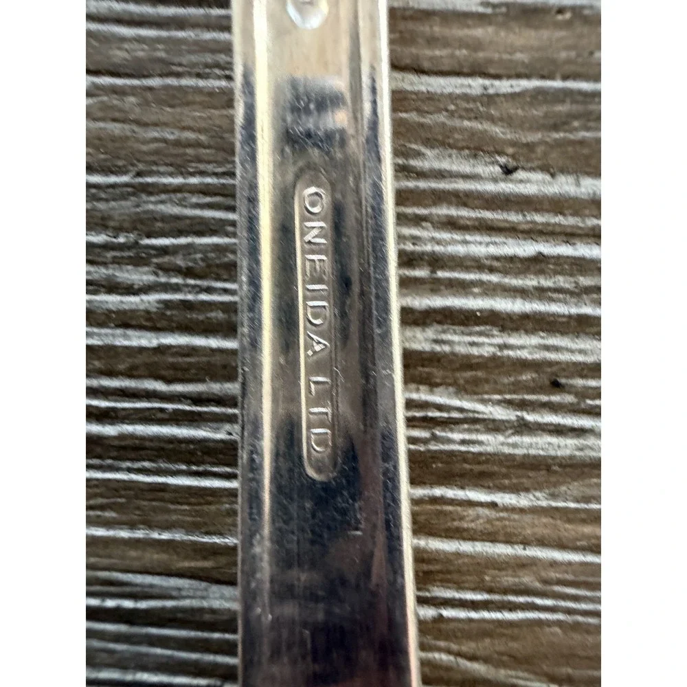 Oneida vintage wm
