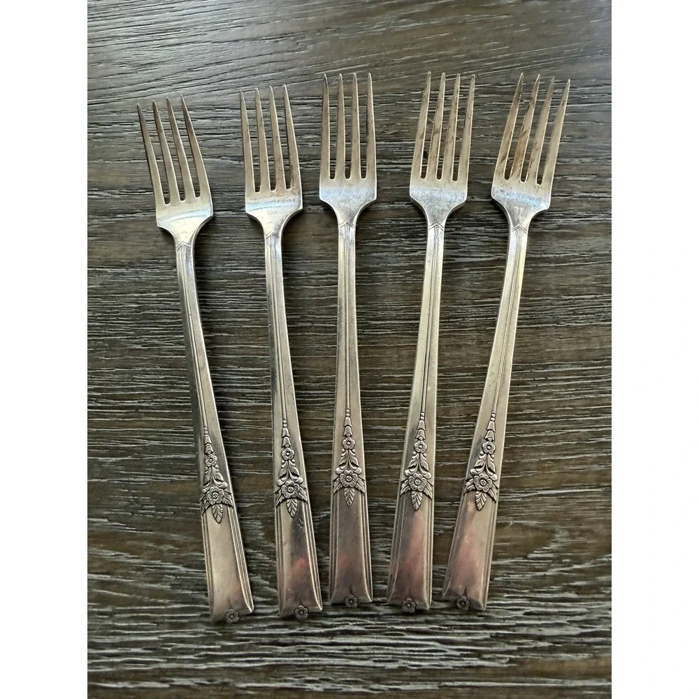 Vintage Wm A Rogers Oneida Ltd VALLEY ROSE Silverplate Dinner Forks Set Of 5