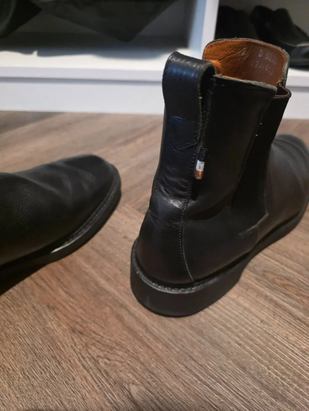Allen Edmonds allen edmonds