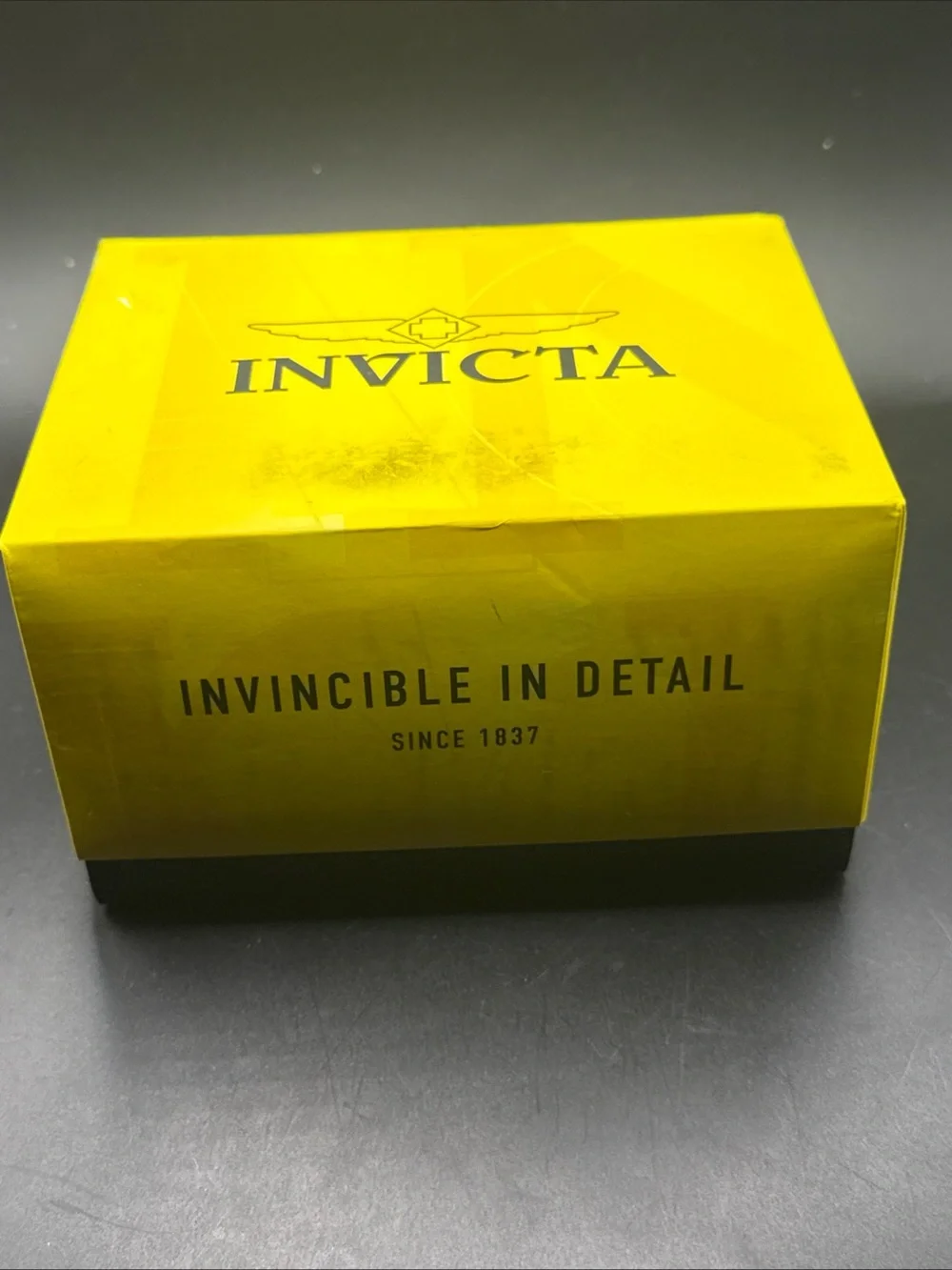 Invicta bezel finishes gold