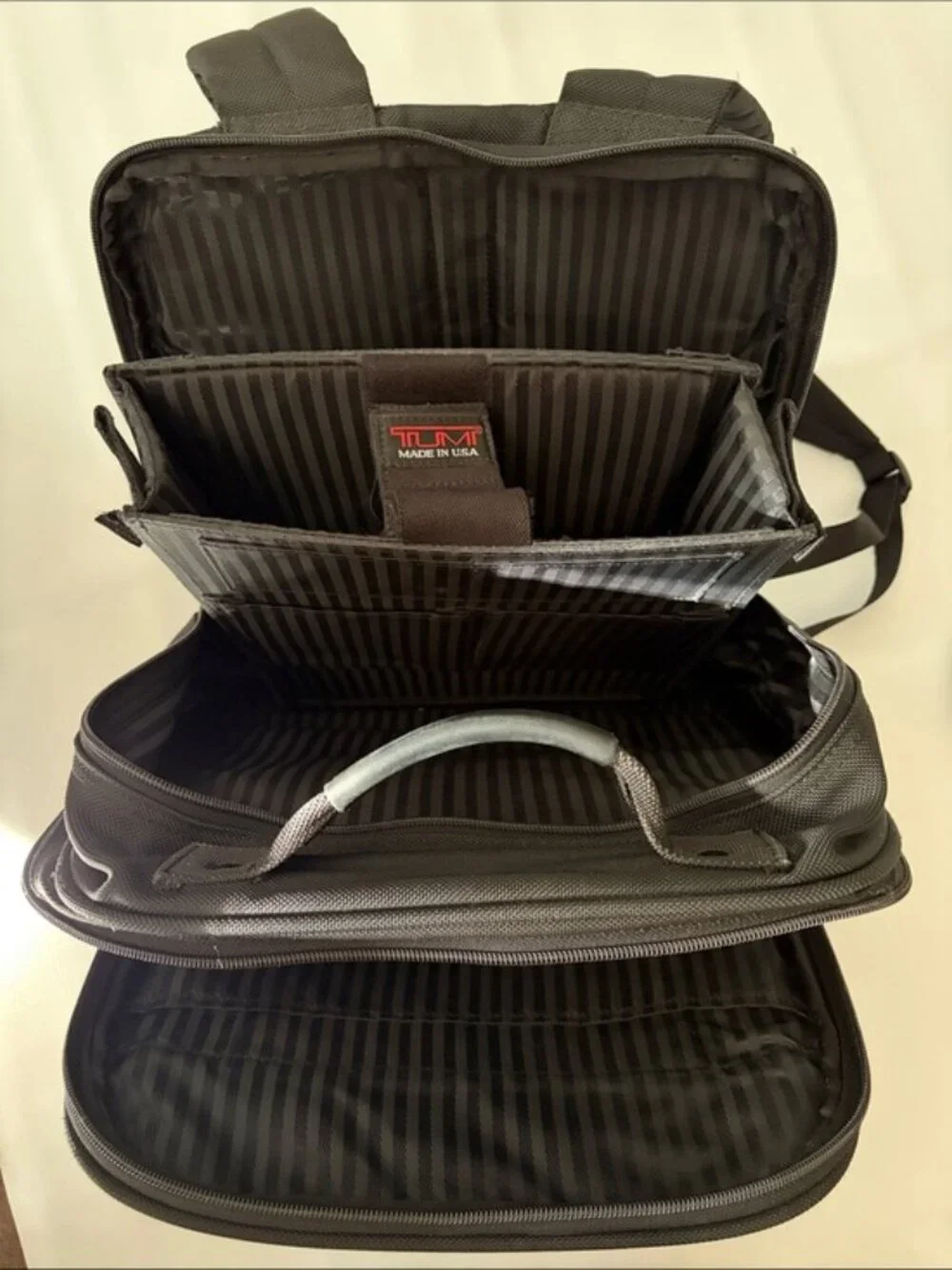 Tumi alpha black