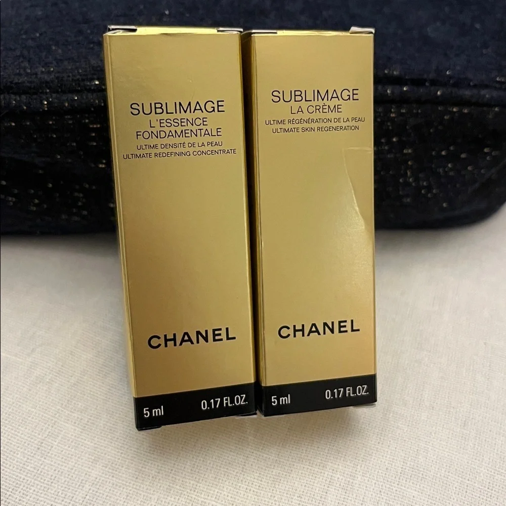 CHANEL navy cosmetic