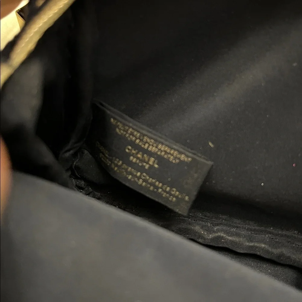 CHANEL navy cosmetic