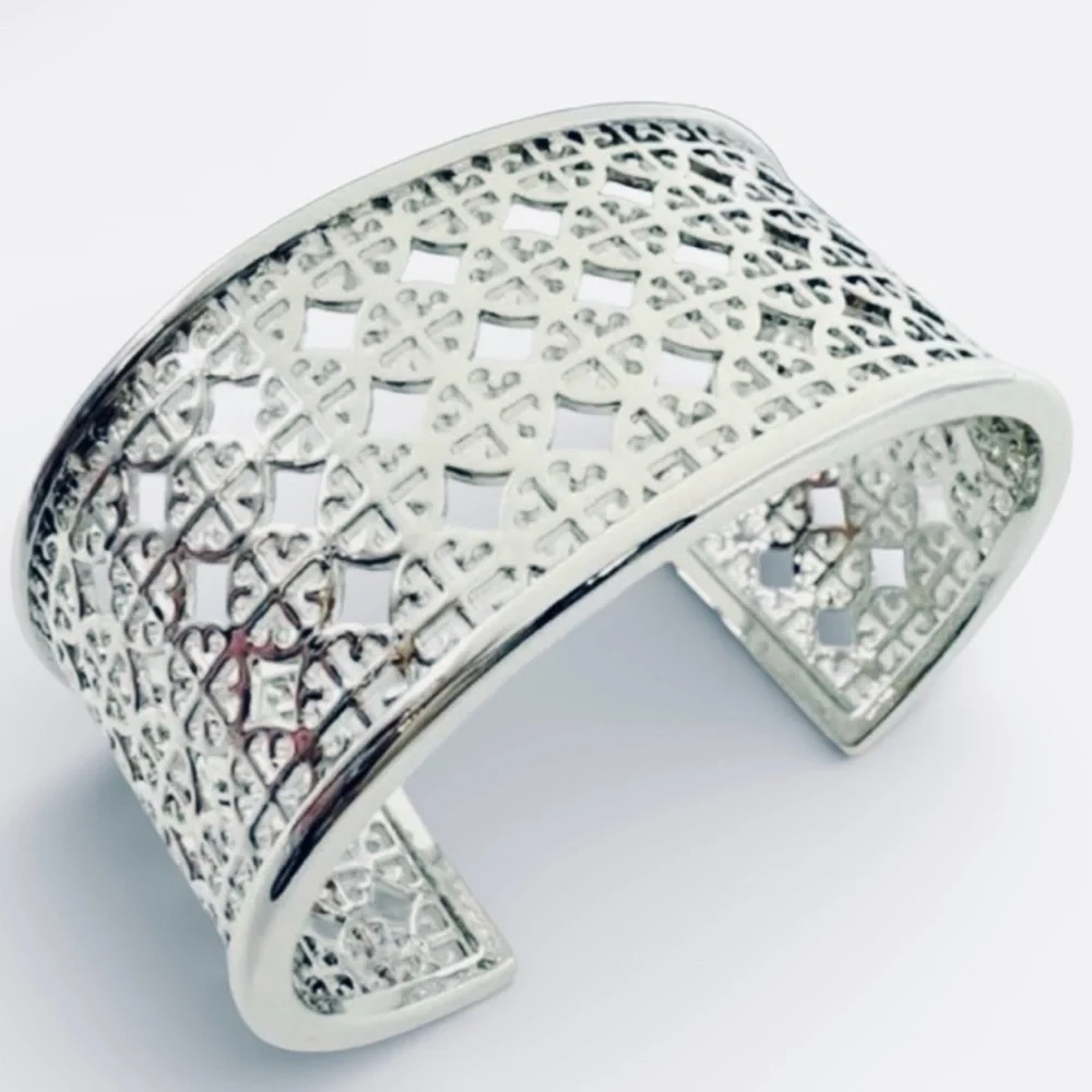 Tory Burch • Miller T Cuff Bangle Silver NWT $198