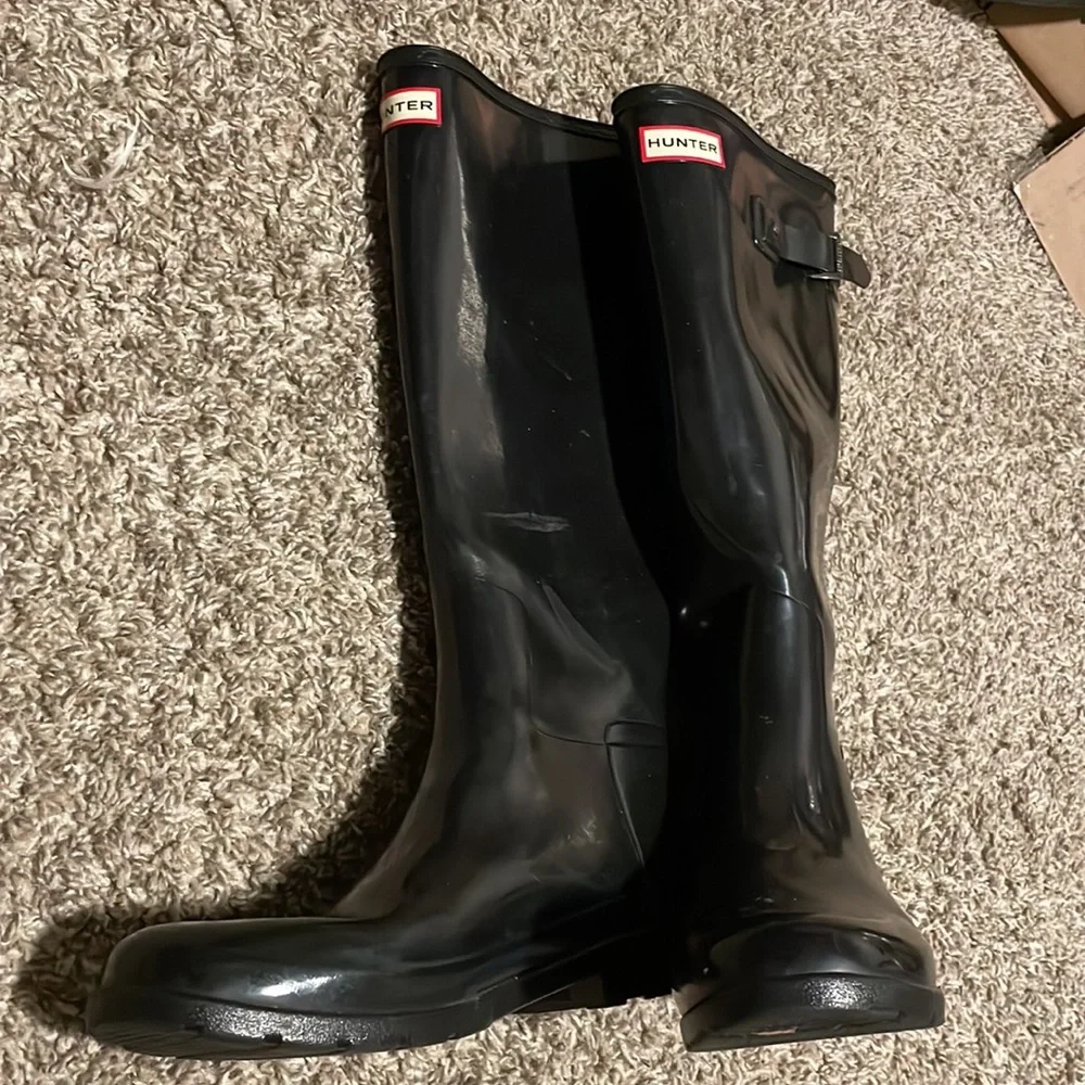 HUNTER Women’s Refined Gloss Rain Boots 9 Black