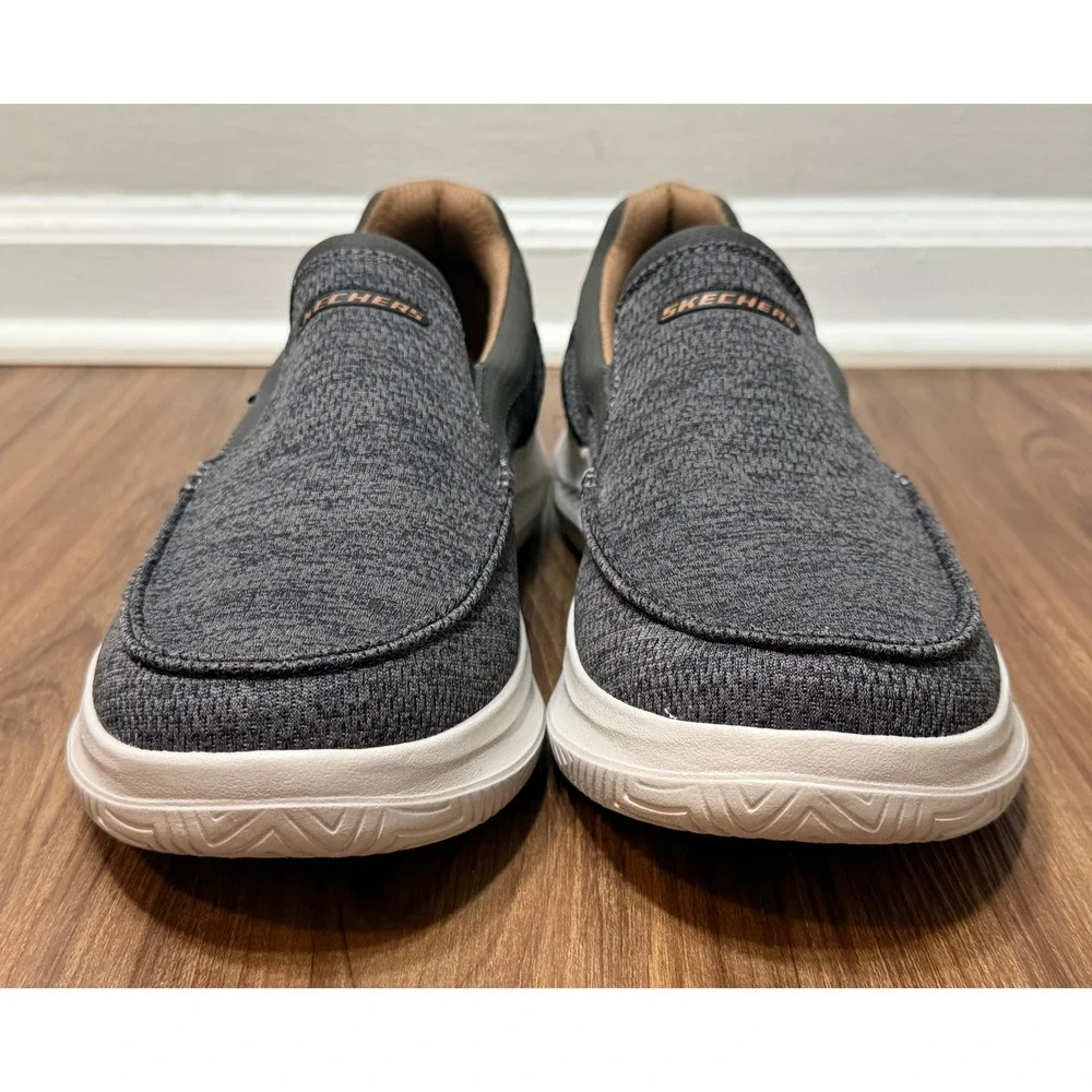 Skechers relaxed fit