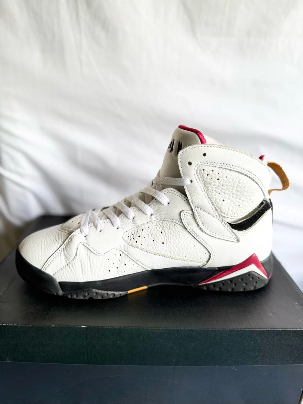 Jordan authentic retro