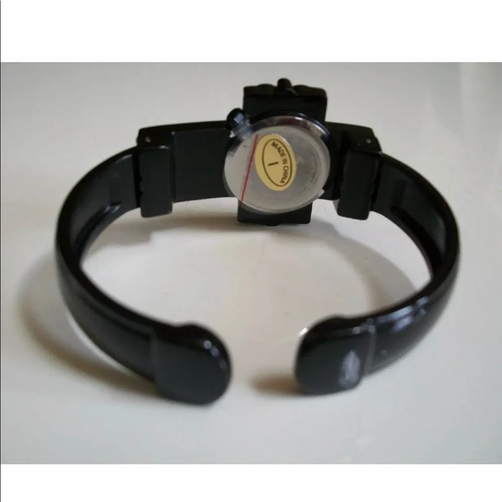 Geneva dial hour