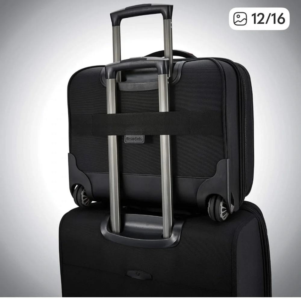 Samsonite durable rolling