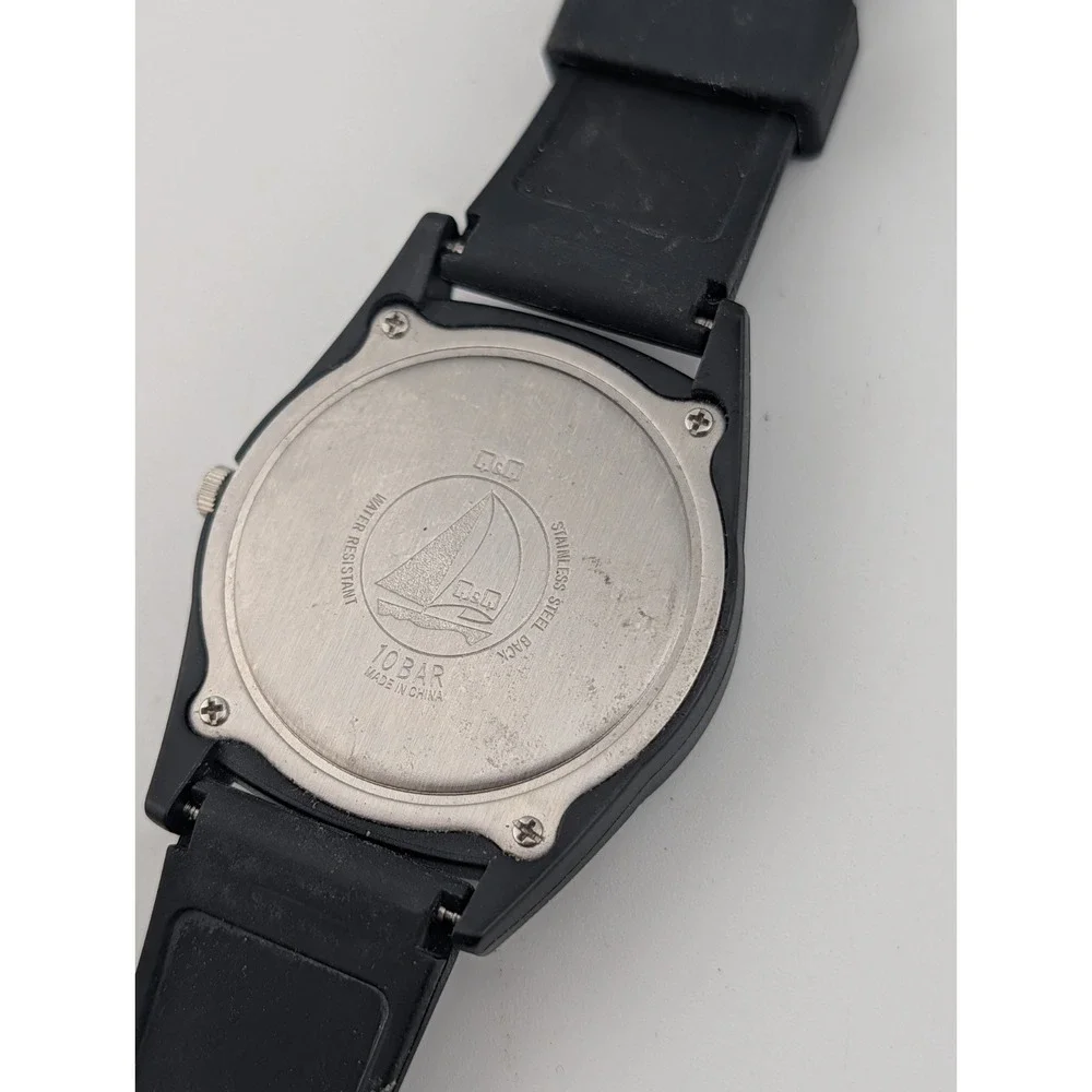 Q&Q Men's Watch 38mm Case Blue Dial Black Resin Band- New Battery