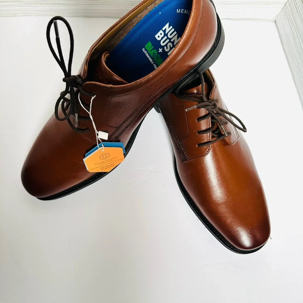 Nunn Bush sleek tan