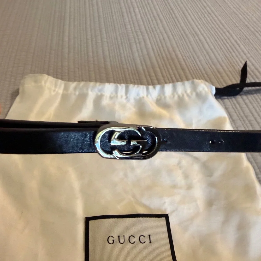 Gucci skinny belt