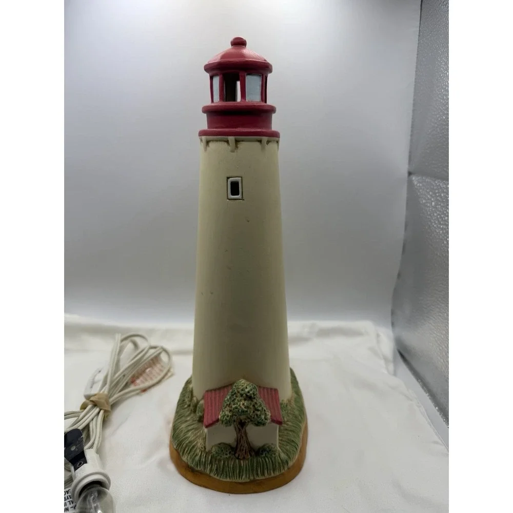 Lefton lighthouse cape