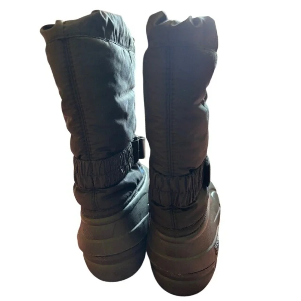 Sorel flurry winter