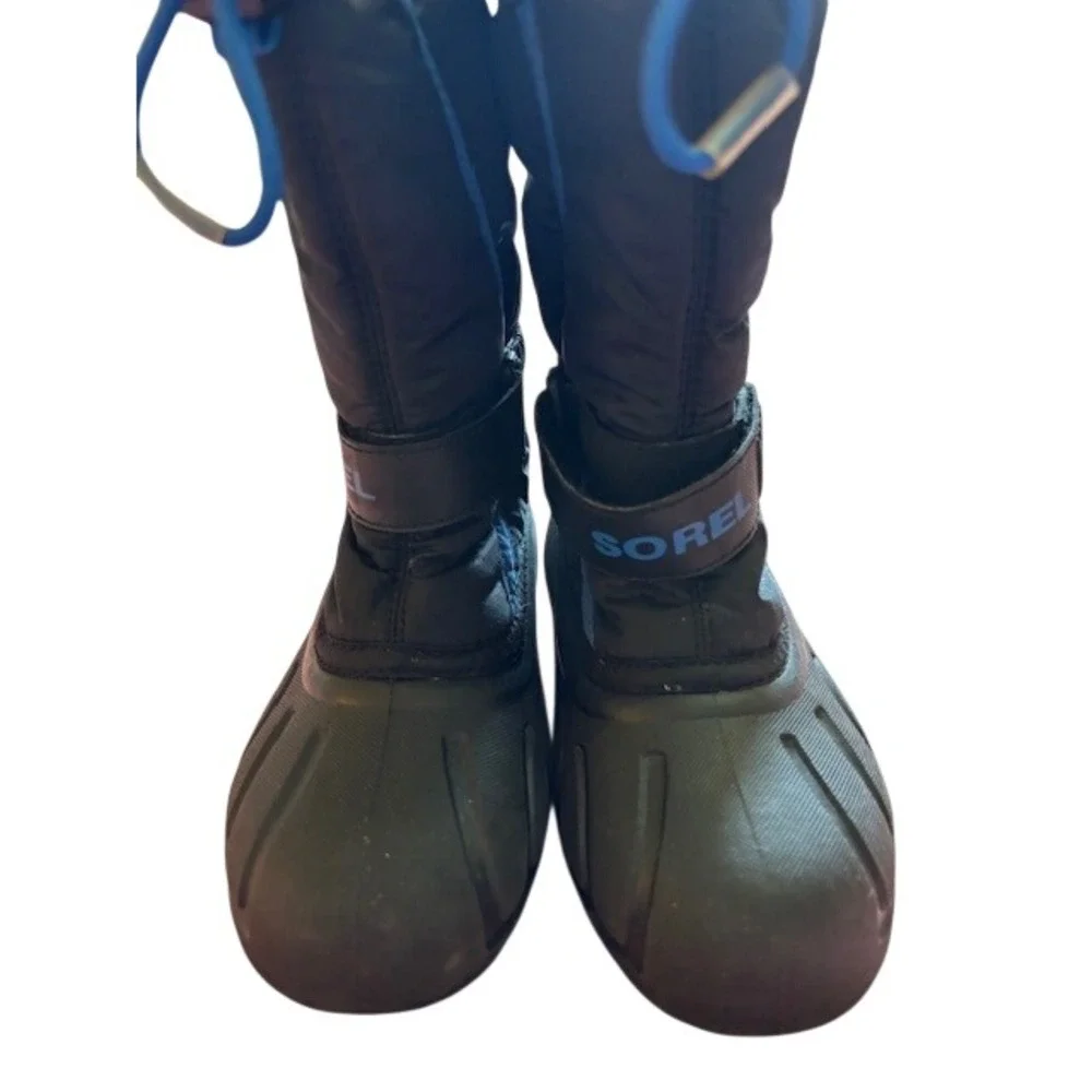 Sorel flurry winter