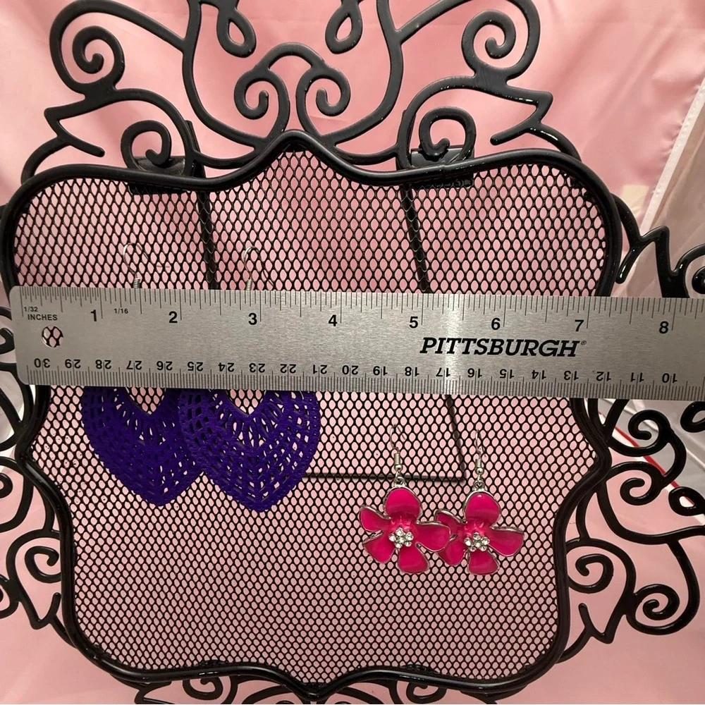 Unknown earrings not