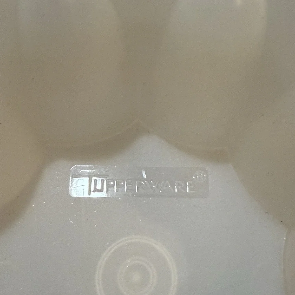 Tupperware vintage piece