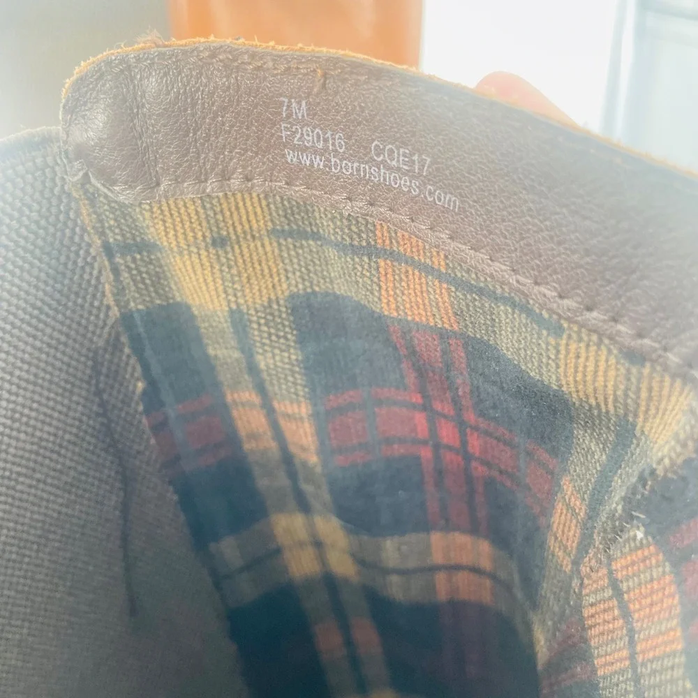 Born tan leather