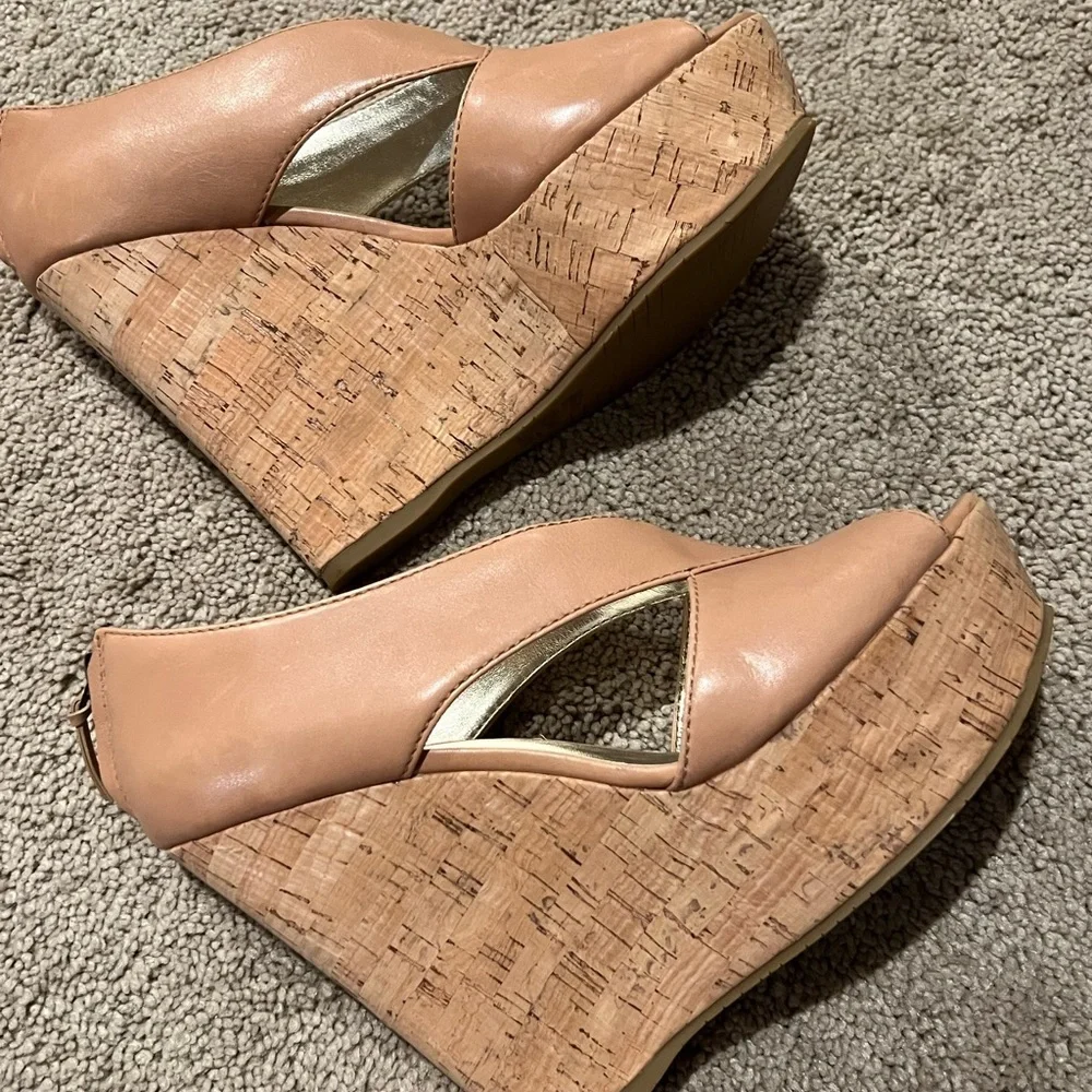 PELLE MODA Ivy Criss Cross Leather Wedge Sandals