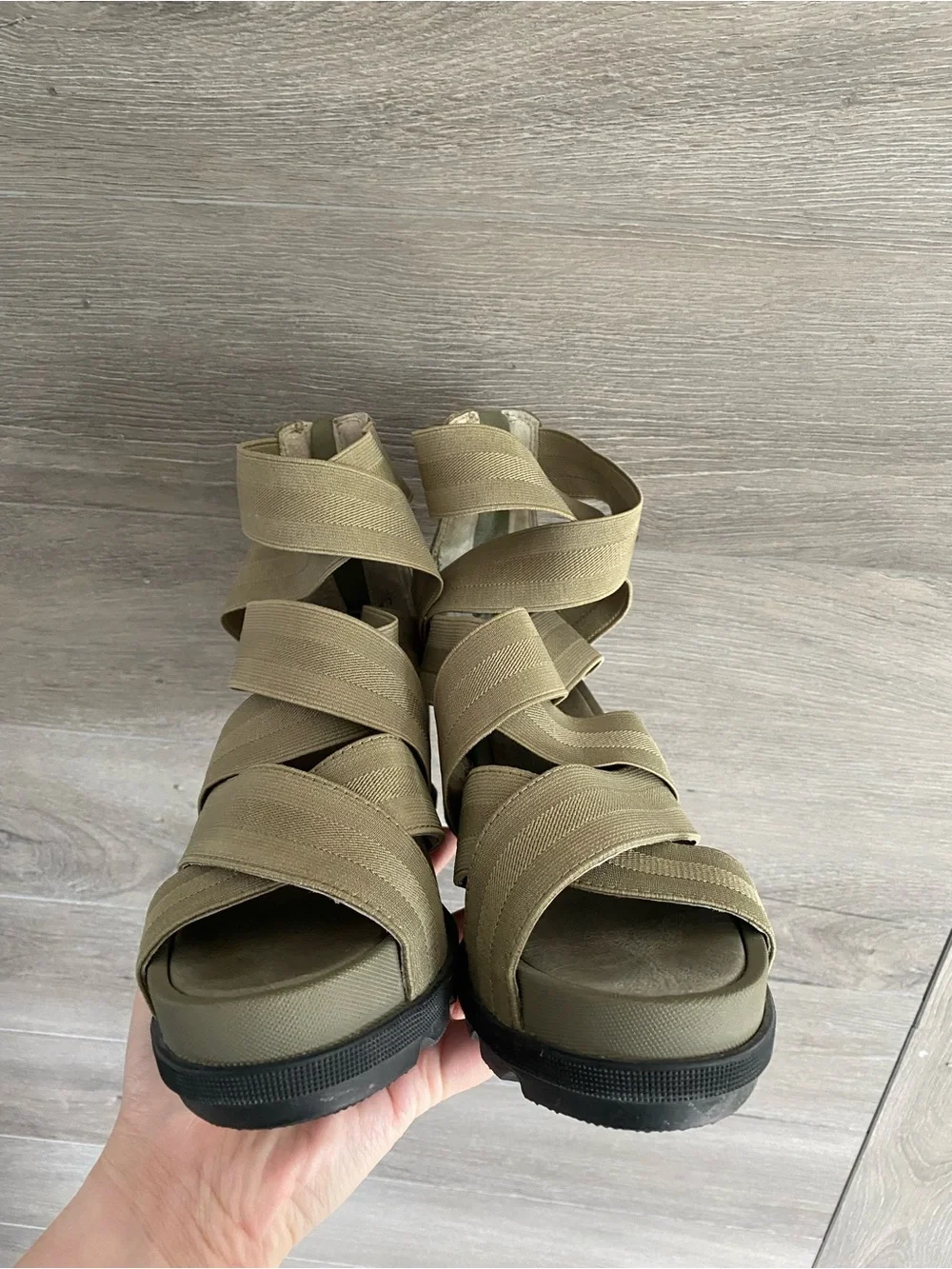 Sorel size green