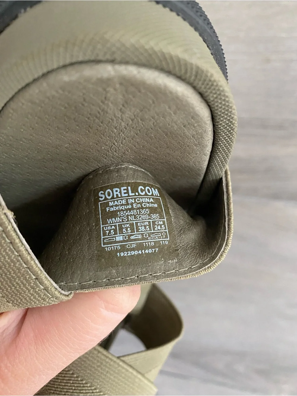 Sorel size green