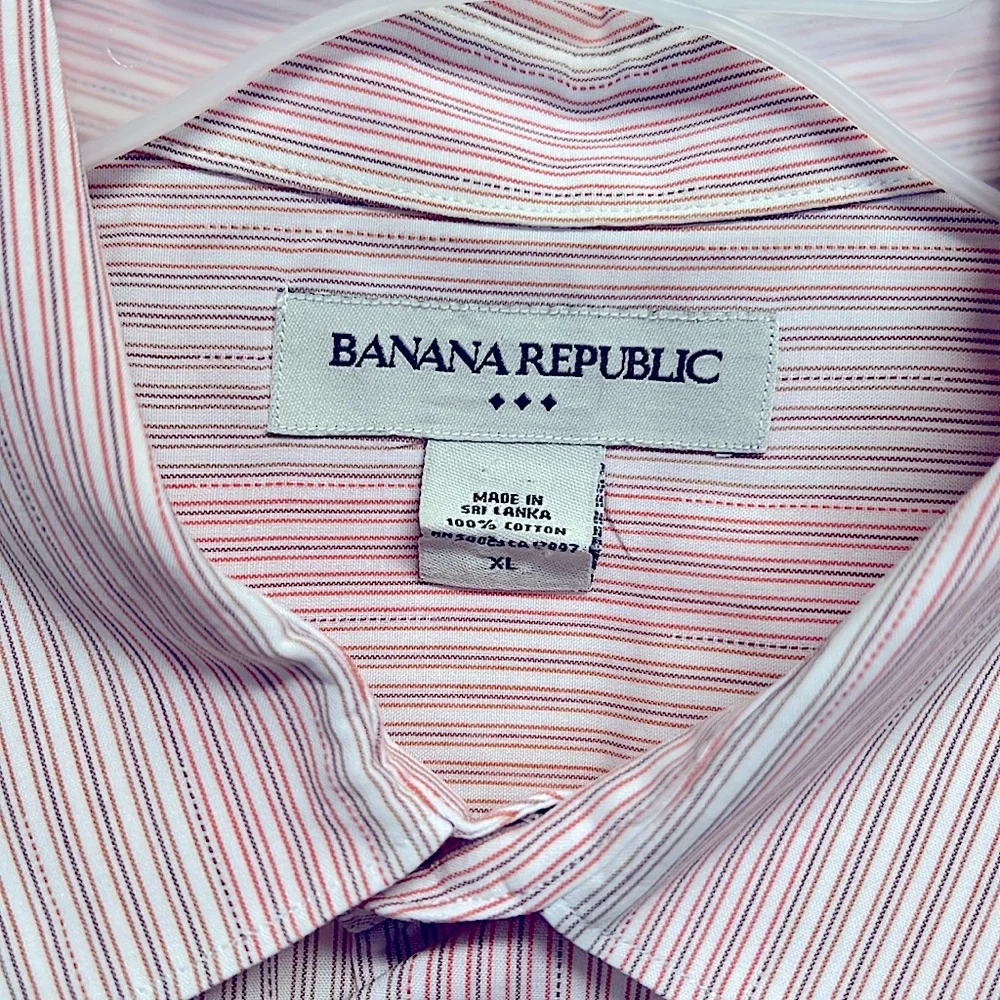 Banana Republic very good