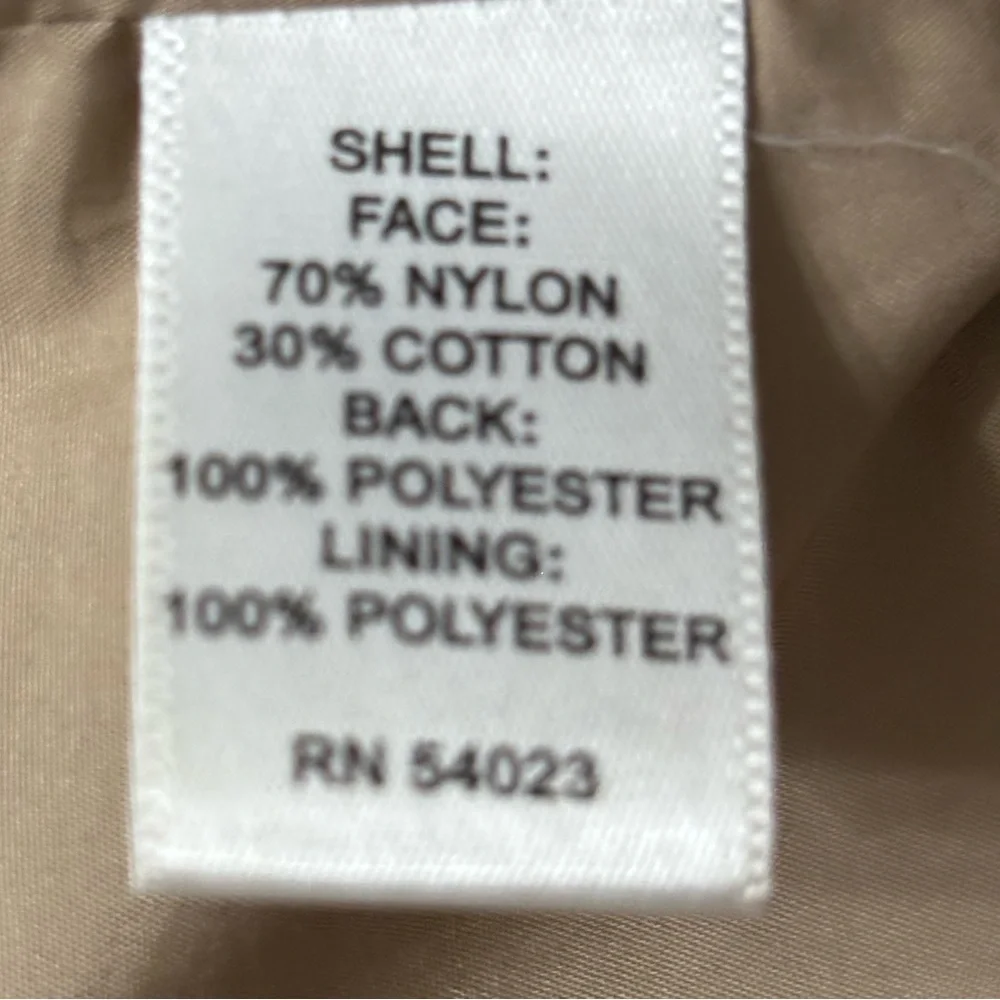 Banana Republic questions leave