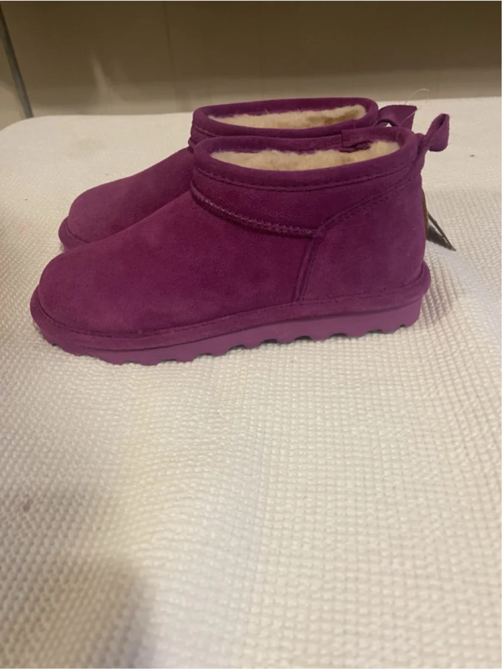 BearPaw shorty boot