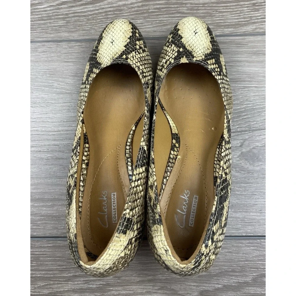 Clarks women snakeprint