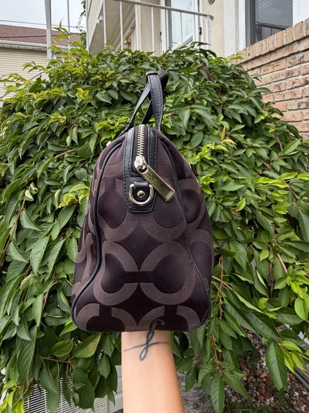 Coach authentic taylor