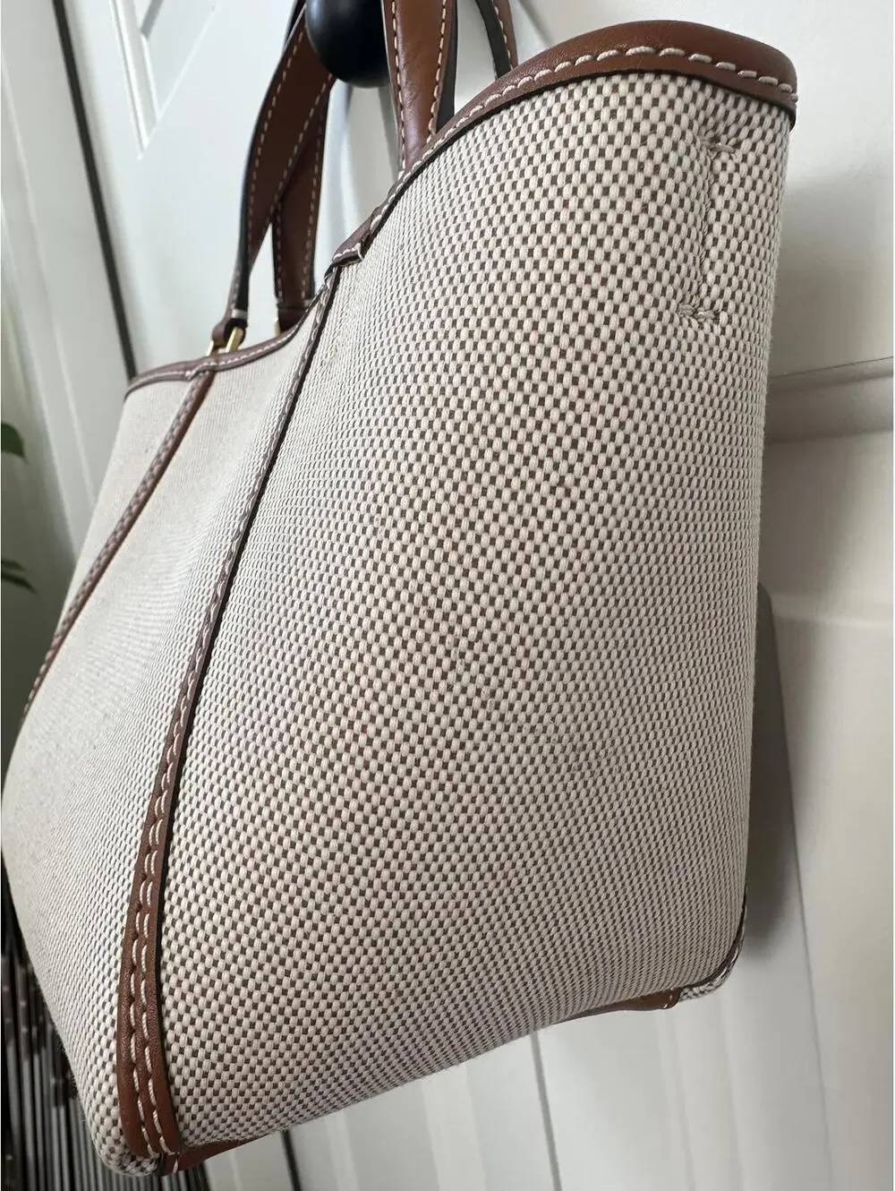 Tory Burch good used