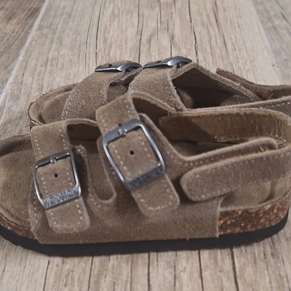 Woodstock Leather Kids Tan Sandals with Buckle Straps & Hook& Loop Sz. 8