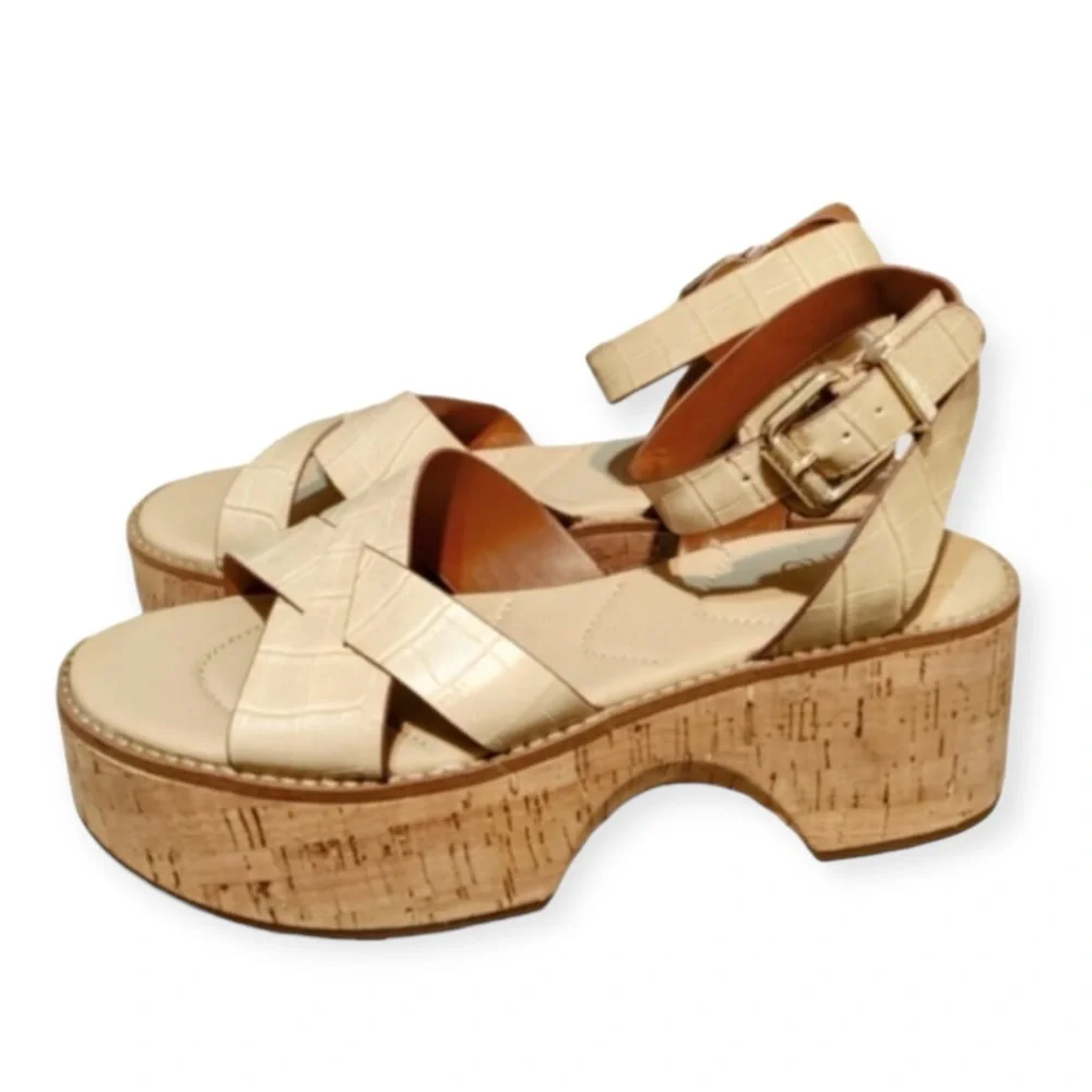 Franco Sarto's Sand 'Sabello' Platform Sandal Shoe Size 9.5