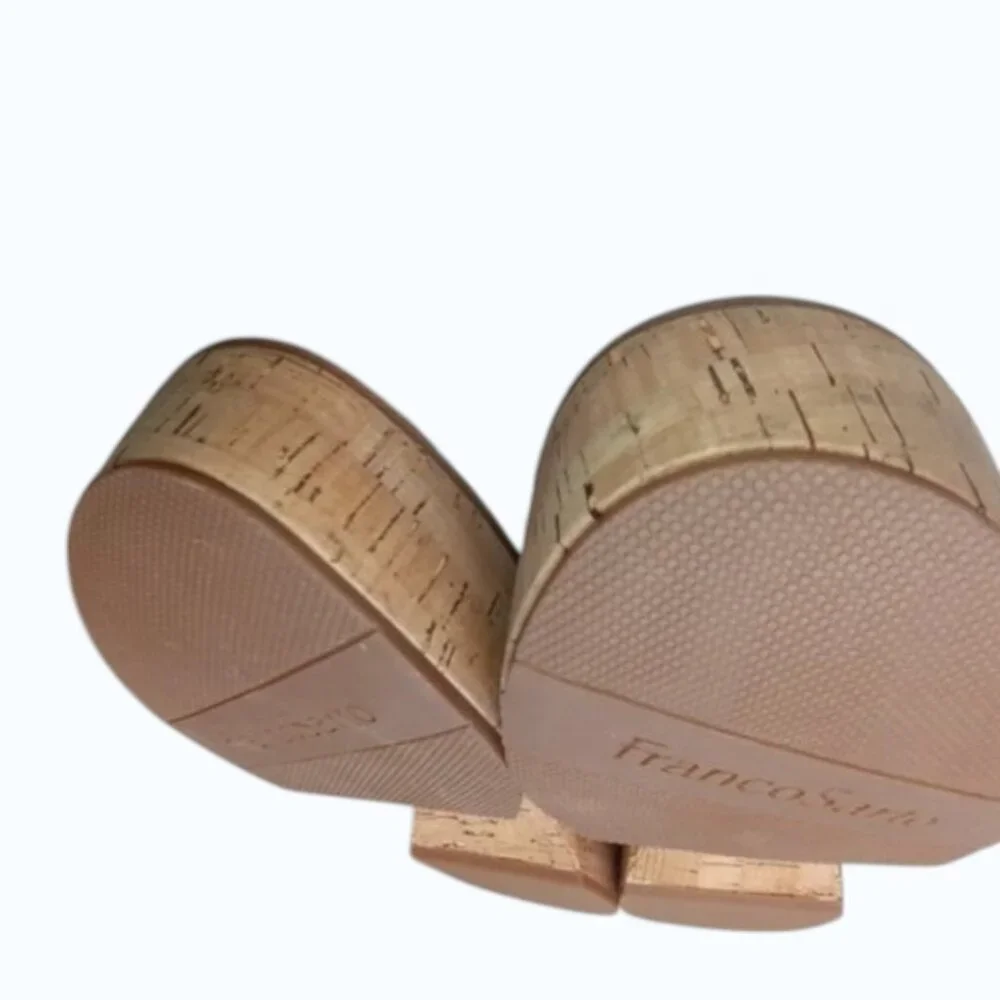 Franco Sarto's Sand 'Sabello' Platform Sandal Shoe Size 9.5