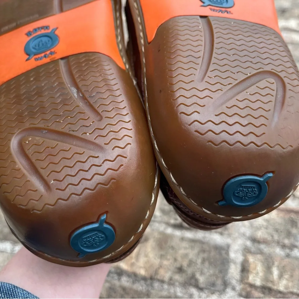 Born casual brown