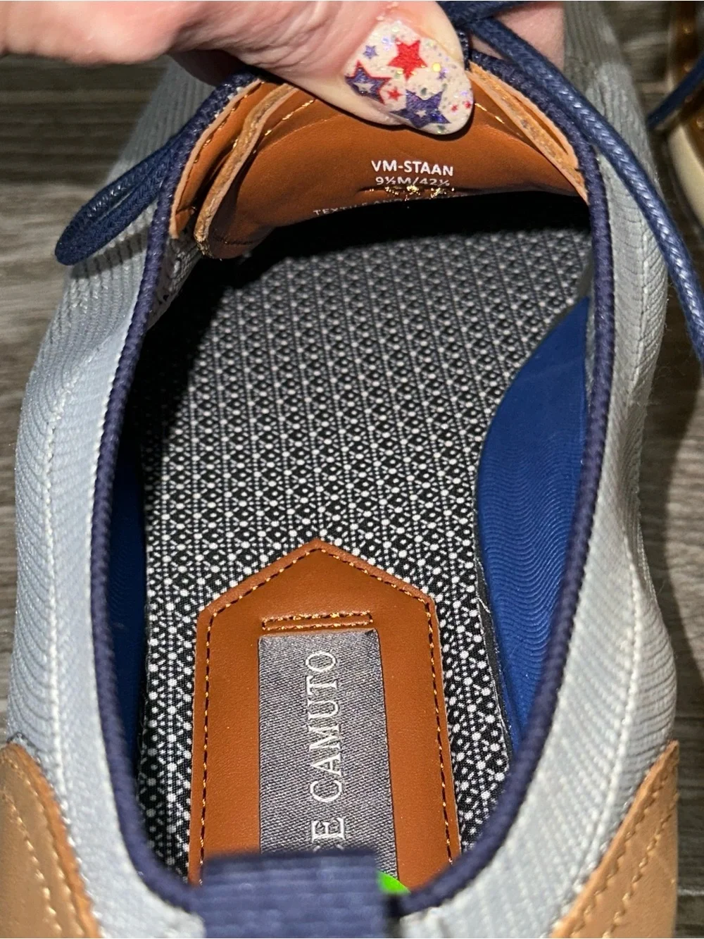 Vince Camuto vince camuto
