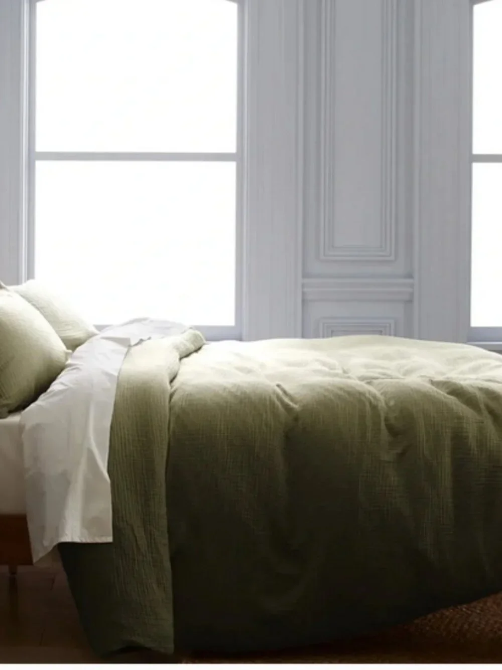NWT Quince Organic Airy Gauze Twin Duvet Cover in Olive
