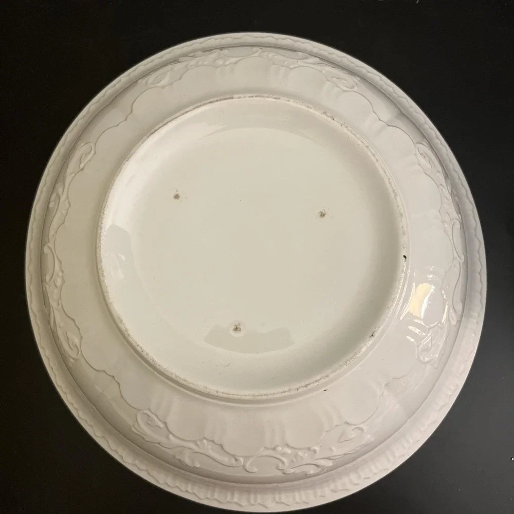 The Unbranded Brand bird bath