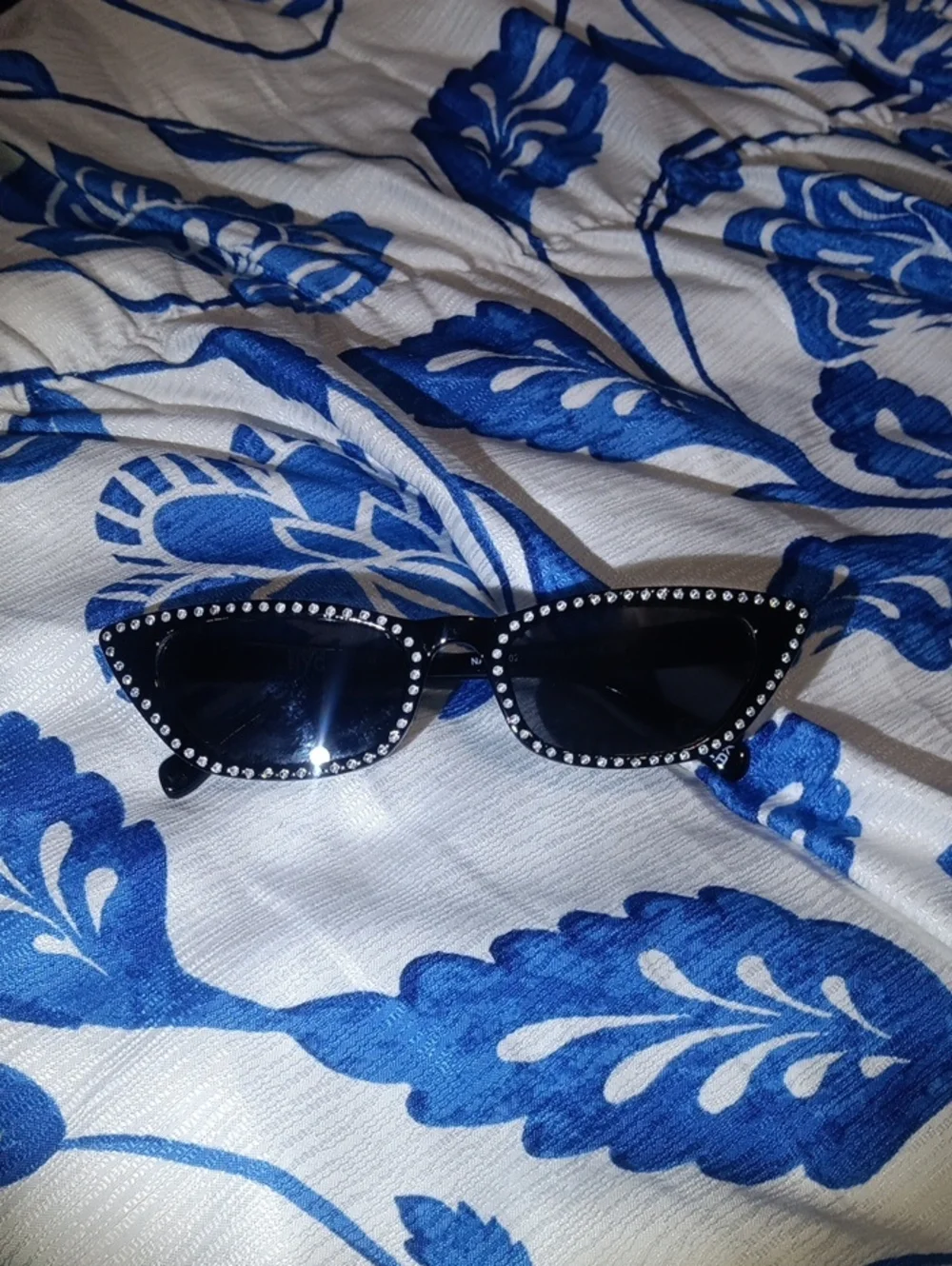Steve Madden black cat