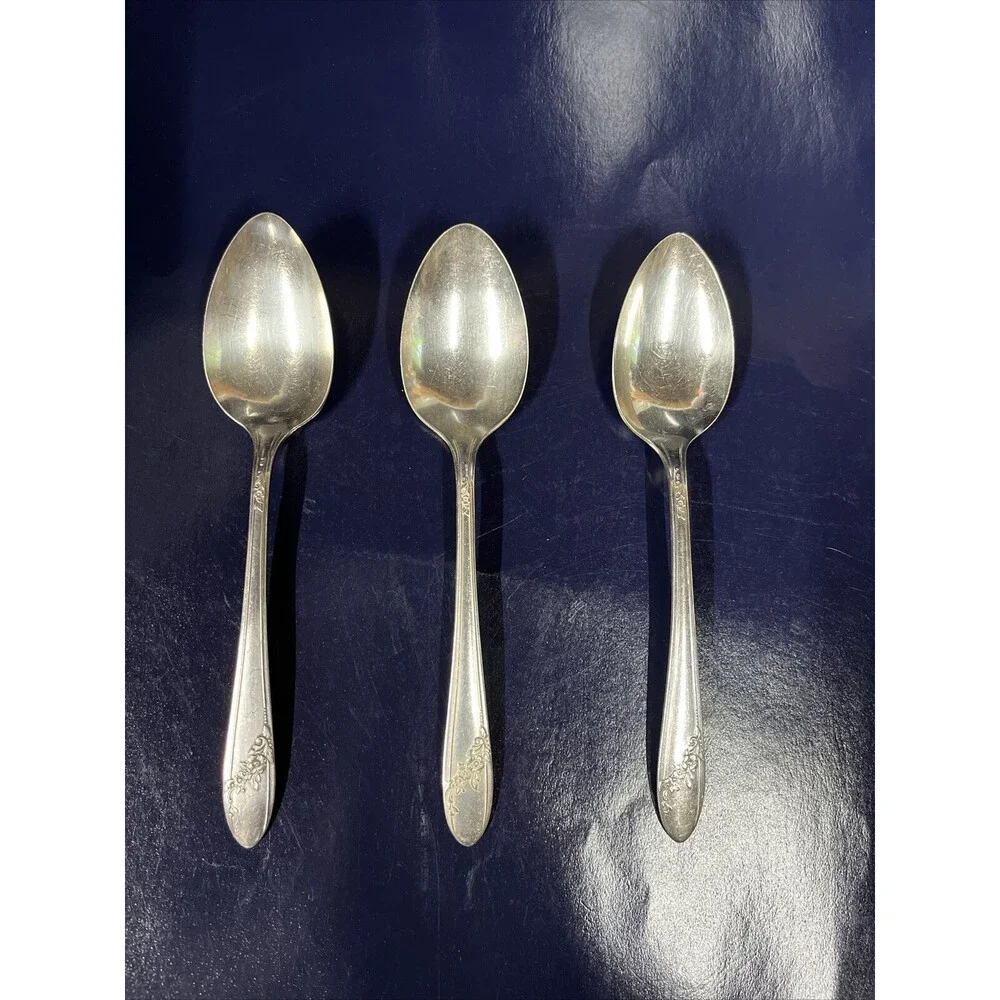 VTG‎ Tudor Plate Oneida Community Queen Bess II Plate Flatware Set of 3 SPOONS
