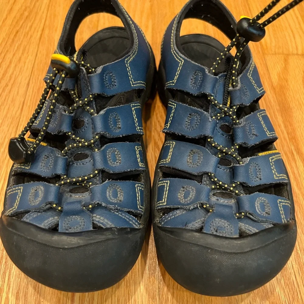 - Keen sandals