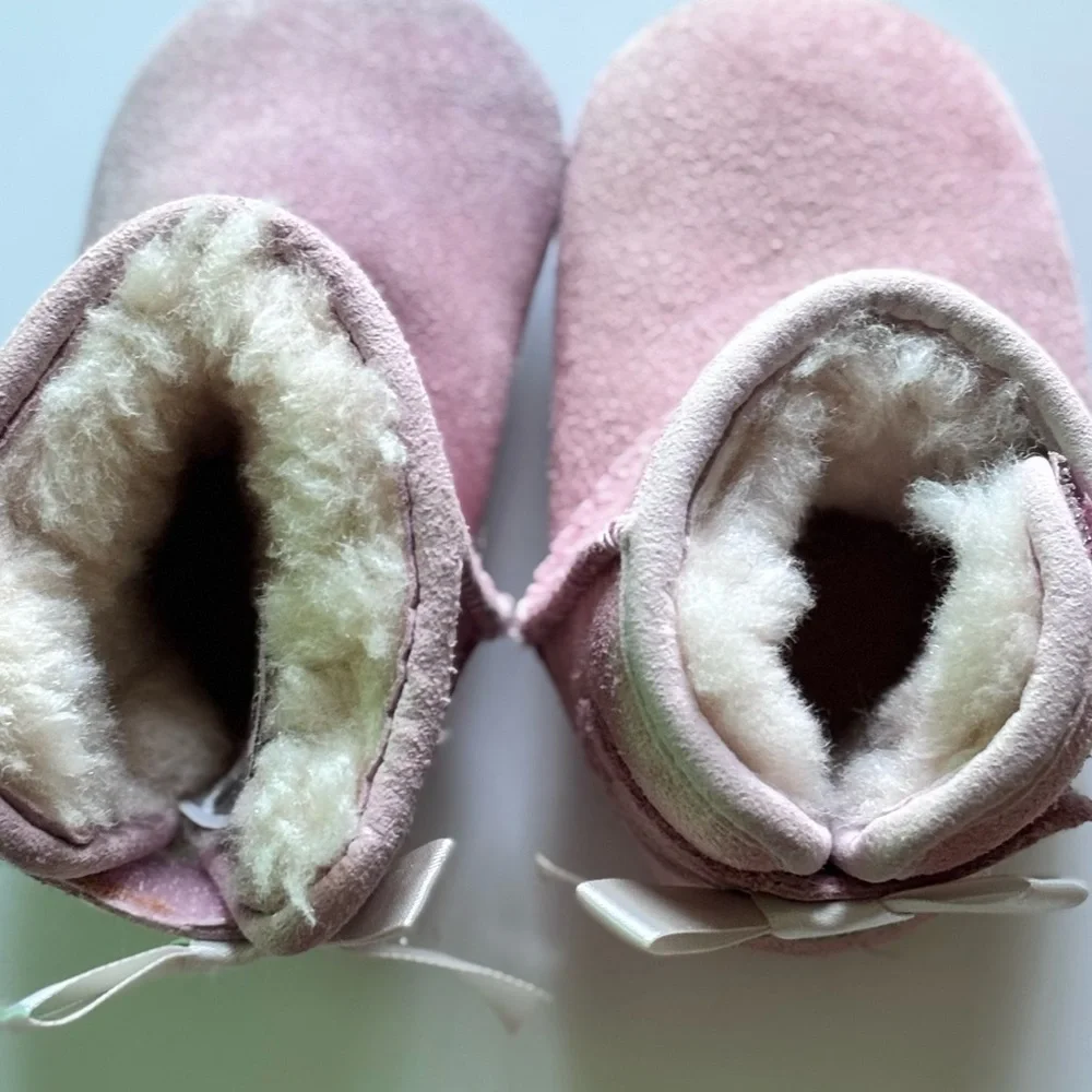 UGG boots color