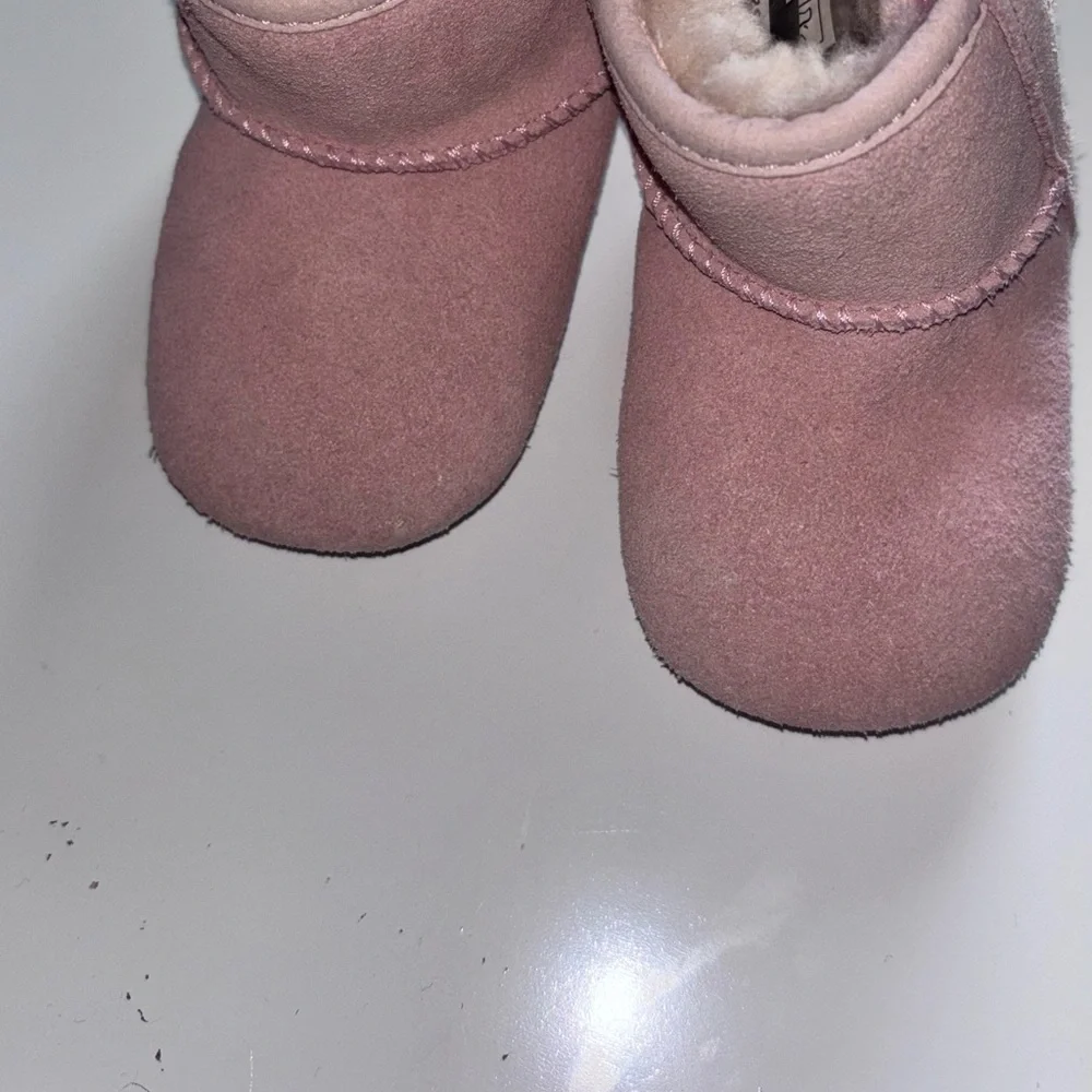 UGG boots color